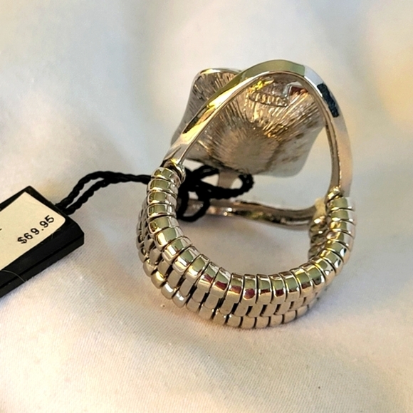 Fifth Avenue Collection " Don't Be Shy" Cocktail Ring Silver and Clear Crystal - Picture 5 of 10